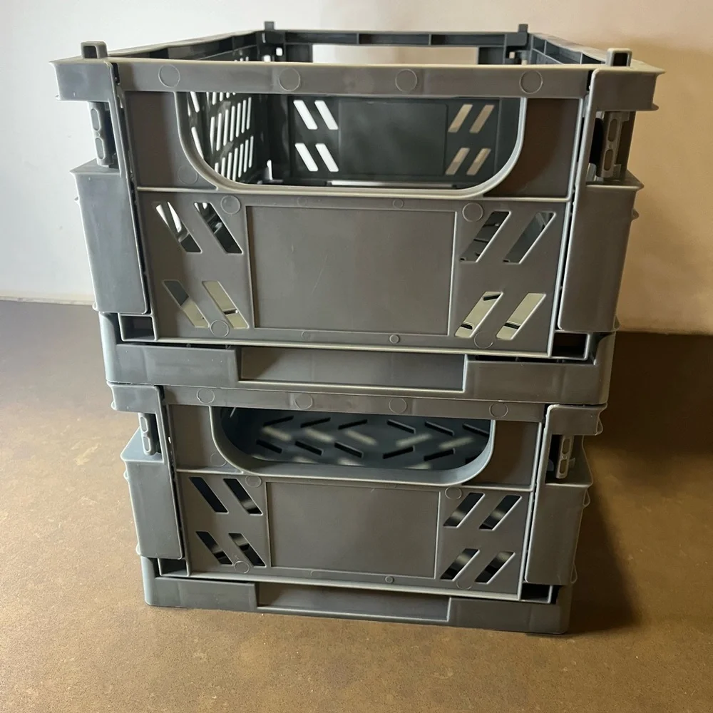 2 Stackable baskets